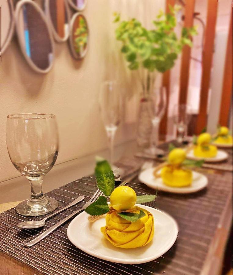 Stylish&Comfort Unit With Balcony In Air Makati Makati City Dış mekan fotoğraf